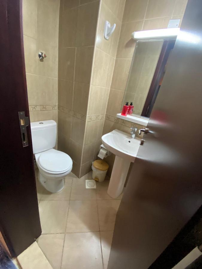 Lovely 1-Bedroom Apartment With Free Parking On Premises Adżman Zewnętrze zdjęcie